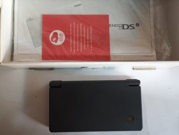 Нова игрова конзола Nintendo DSi с 300 игри качени - Image 3