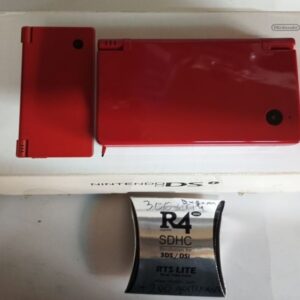 Нова игрова конзола Nintendo DSi с 300 игри качени