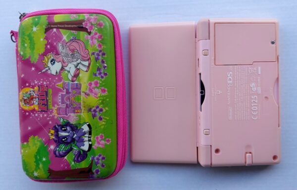 Nintendo DS: LITE + R4i RTS карта с 300 игри # Втора Употреба - Image 3