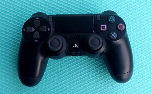 Джойстик DUALSHOCK®4 V2 # Оригинален Втора употреба за ПС4 / PS4 / PLAYSTATION 4
